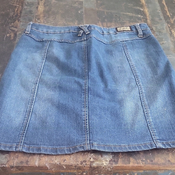 Earl Jeans Denim Button-Front Mini Skirt - Picture 3 of 4
